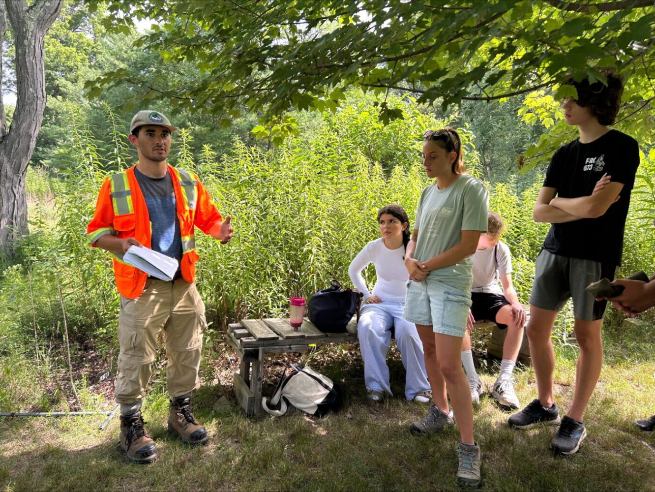 Biodiversity-Builders-Program_Monderer_2025- (1) Biodiversity-Builders-Program_Monderer_2025- (1)